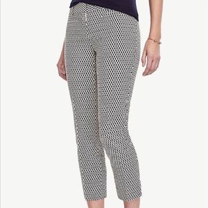 Ann Taylor Devin jacquard cropped pants sz 0
